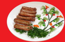 椒盐排骨,外酥里嫩，香气四溢的烹饪秘籍
