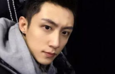 黄景瑜个人资料介绍学历,从平凡校园到璀璨影视明星的蜕变之路